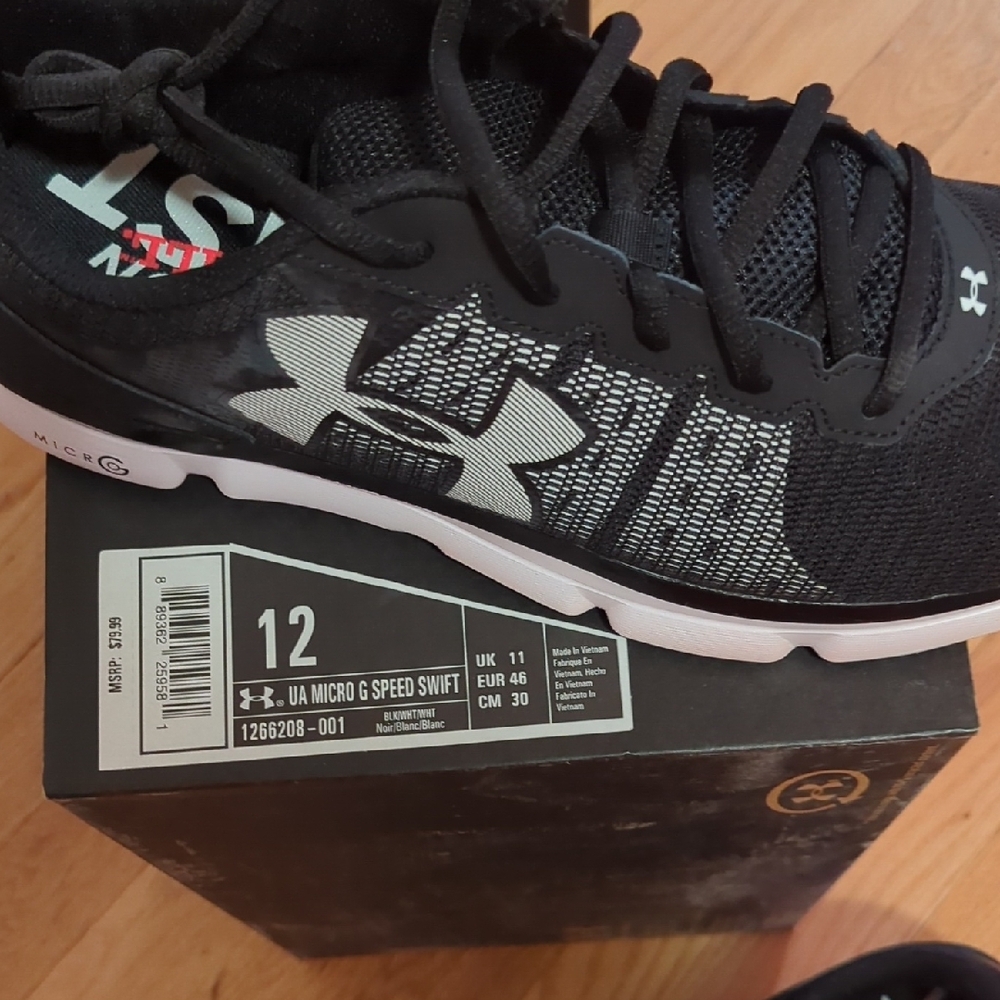 Under Armour Micro G Speed Swift Black Sneakers